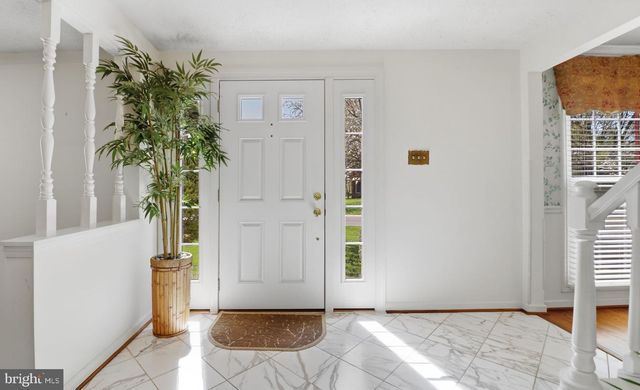 11201 LAKE BREEZE, North Potomac, MD 20878