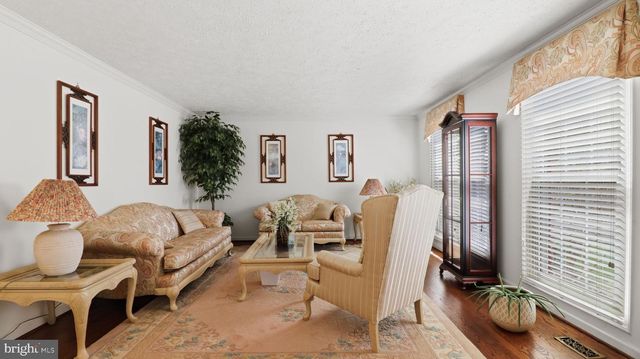 11201 LAKE BREEZE, North Potomac, MD 20878