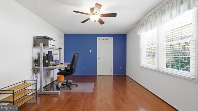 11201 LAKE BREEZE, North Potomac, MD 20878