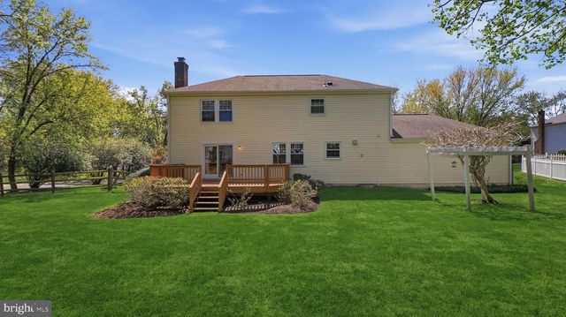 11201 LAKE BREEZE, North Potomac, MD 20878