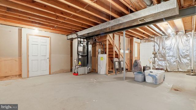 11201 LAKE BREEZE, North Potomac, MD 20878