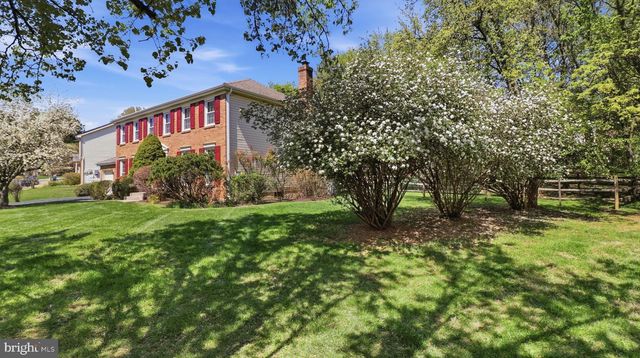 11201 LAKE BREEZE, North Potomac, MD 20878