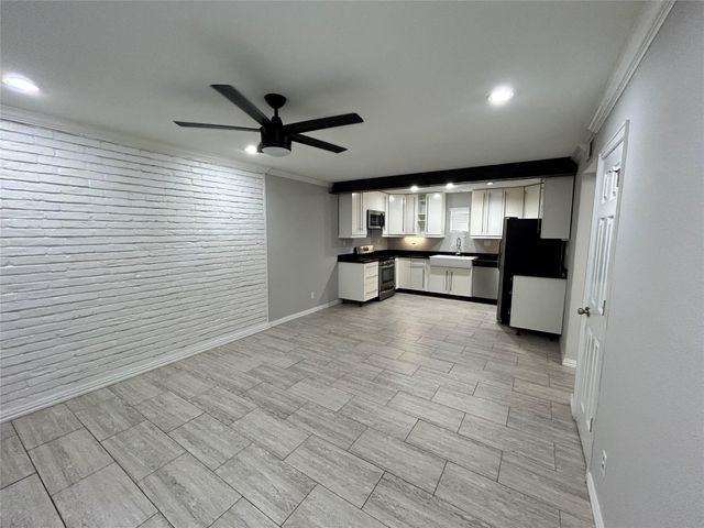 219 Marshall Street 104, Houston, TX 77006