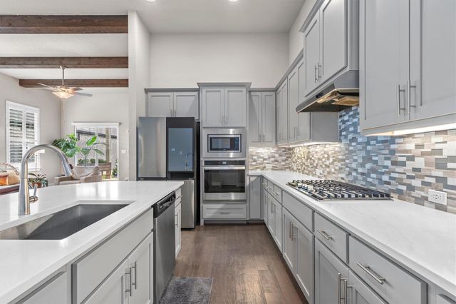 789 Faith DR, Liberty Hill, TX 78642