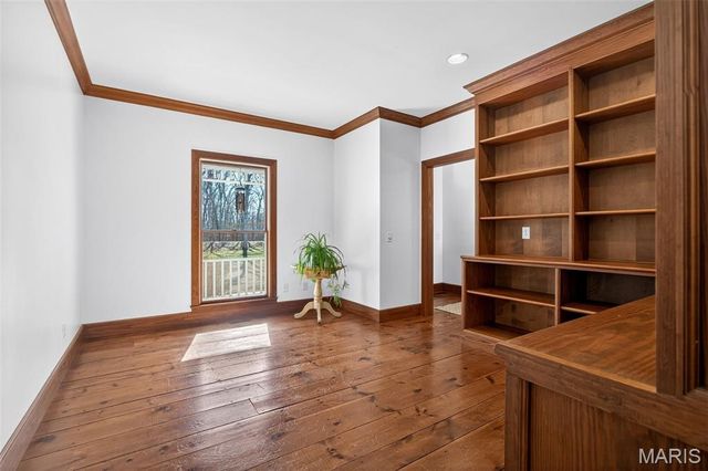 2 Woodridge Drive, Defiance, MO 63341