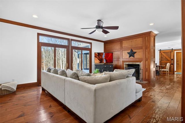 2 Woodridge Drive, Defiance, MO 63341