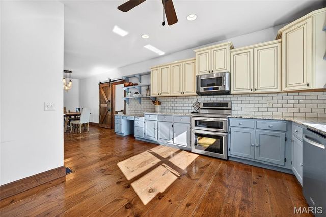 2 Woodridge Drive, Defiance, MO 63341