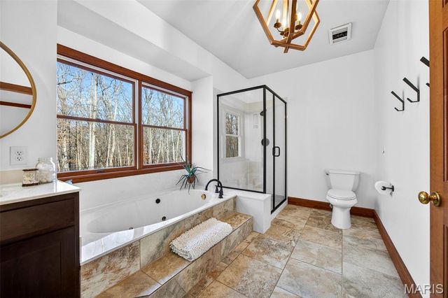 2 Woodridge Drive, Defiance, MO 63341