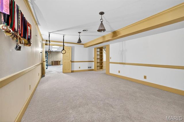 2 Woodridge Drive, Defiance, MO 63341