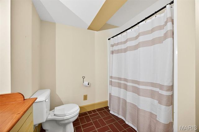 2 Woodridge Drive, Defiance, MO 63341