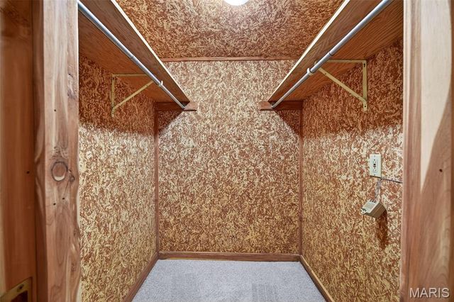 2 Woodridge Drive, Defiance, MO 63341