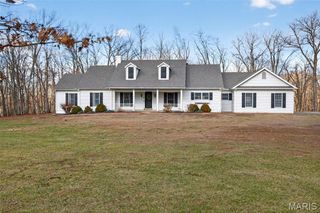 2 Woodridge Drive, Defiance, MO 63341