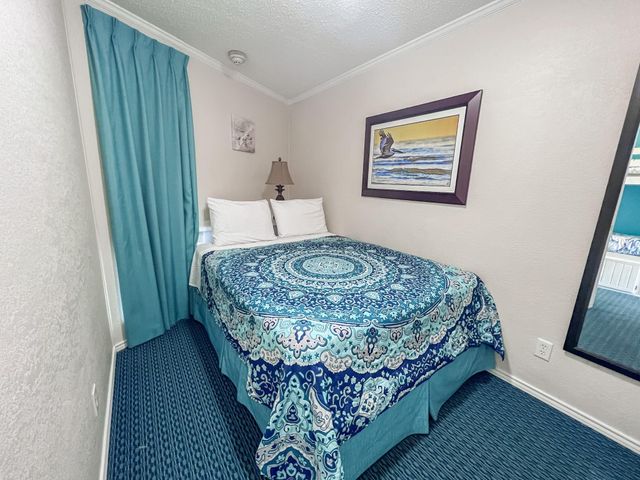 6102 Seawall Boulevard 337, Galveston, TX 77551