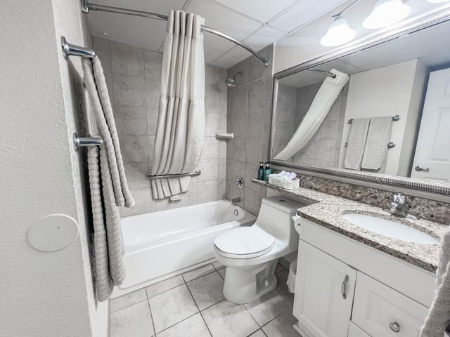 6102 Seawall Boulevard 337, Galveston, TX 77551