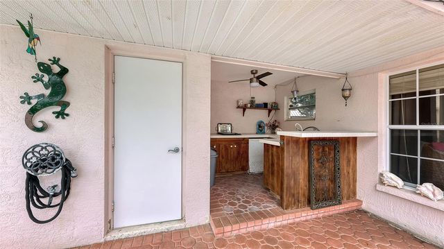 7025 N SERENOA DRIVE, Sarasota, FL 34241