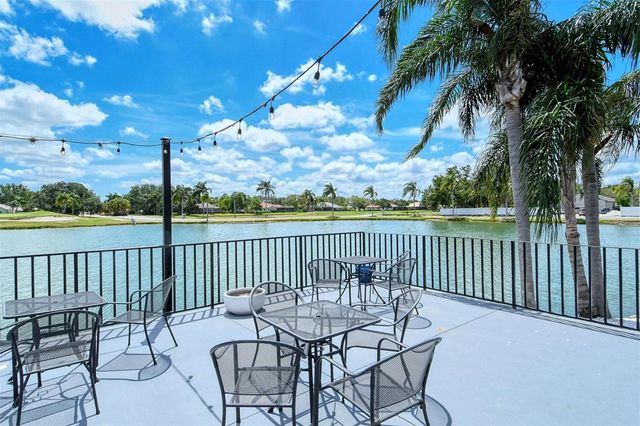 7025 N SERENOA DRIVE, Sarasota, FL 34241