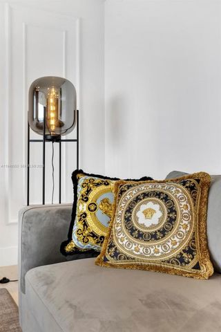 881 Ocean Dr 9C, Key Biscayne, FL 33149