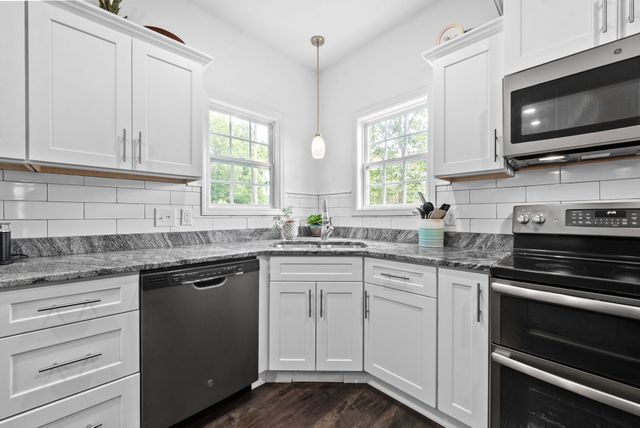232 Towes Ln, Clarksville, TN 37043