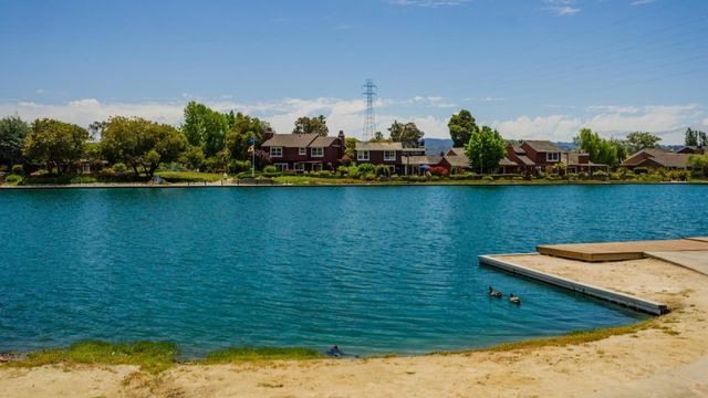 916 Beach Park Boulevard 65, Foster City, CA 94404