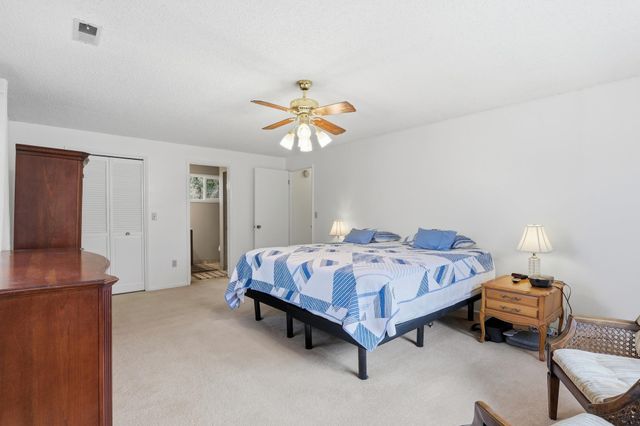 407 E Carriage Ct, Spokane, WA 99218