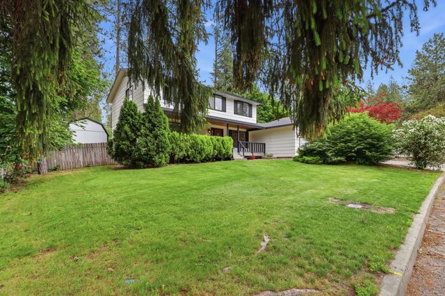 407 E Carriage Ct, Spokane, WA 99218