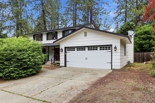 407 E Carriage Ct, Spokane, WA 99218