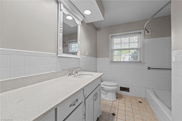 2804 W Cornwallis Drive, Greensboro, NC 27408