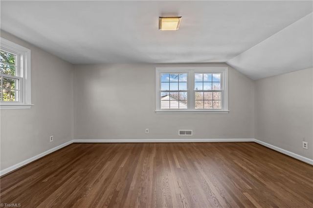 2804 W Cornwallis Drive, Greensboro, NC 27408