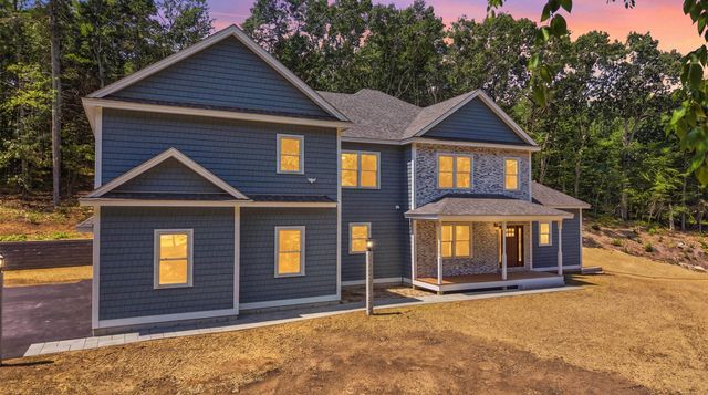 6 Eastview Drive, Derry, NH 03038