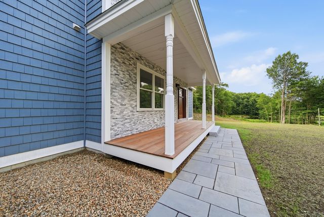 6 Eastview Drive, Derry, NH 03038