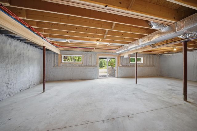 6 Eastview Drive, Derry, NH 03038