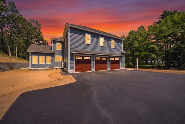 6 Eastview Drive, Derry, NH 03038