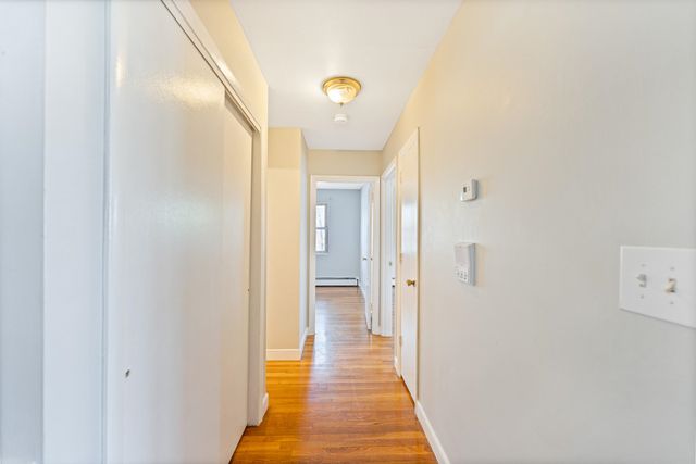 4 Brook Rd Apt 8, Salem, NH 03079