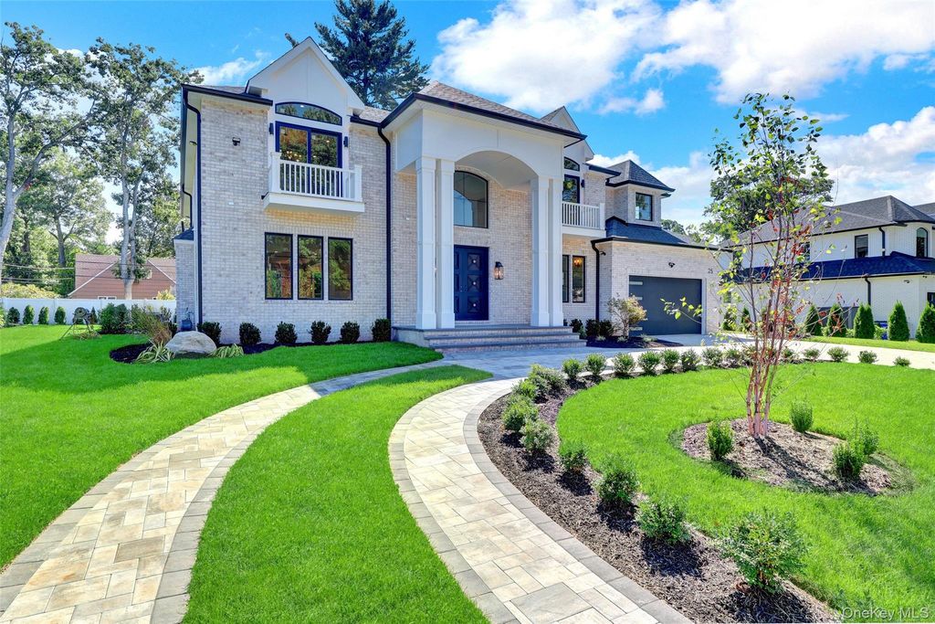 25 Hemlock Lane, Roslyn Heights, NY 11577 — photo 3