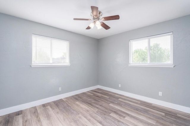 308 Jasmine Court, Burleson, TX 76028