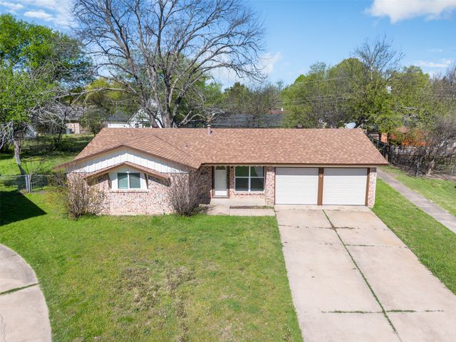 308 Jasmine Court, Burleson, TX 76028