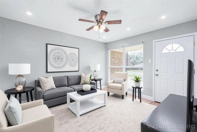 308 Jasmine Court, Burleson, TX 76028