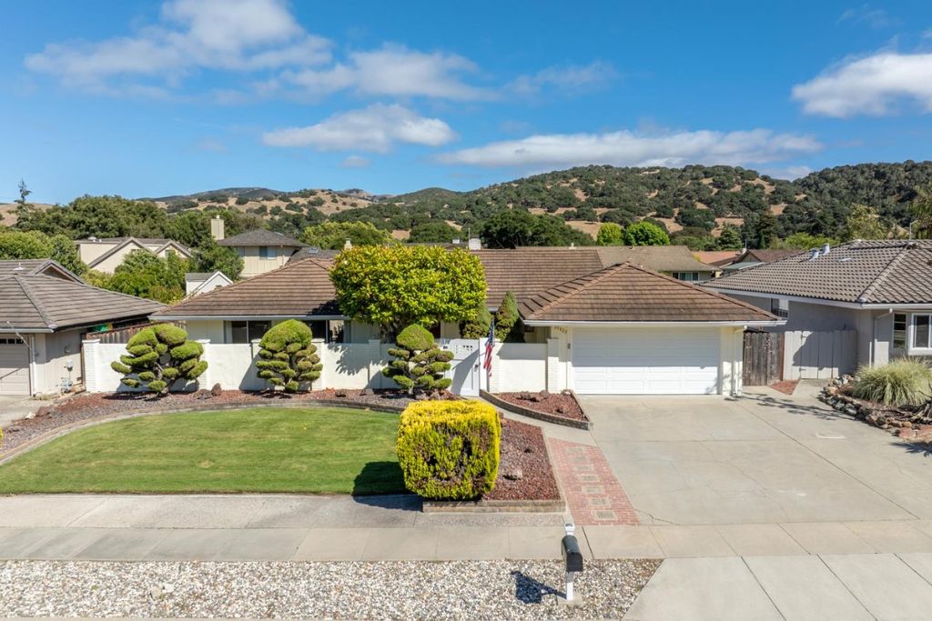 23025 Guidotti Drive, Salinas, CA 93908