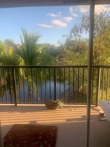 8891 Wiles Road 308, Coral Springs, FL 33067