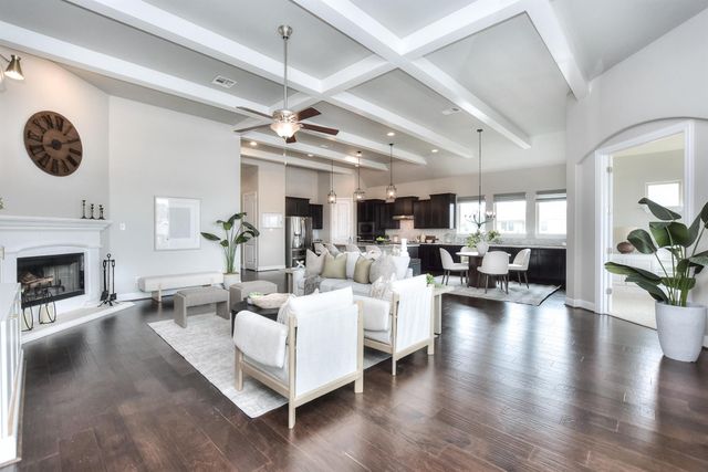 921 Wolcott DR, Leander, TX 78641