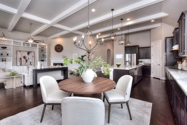 921 Wolcott DR, Leander, TX 78641