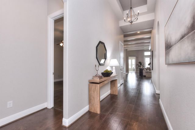 921 Wolcott DR, Leander, TX 78641