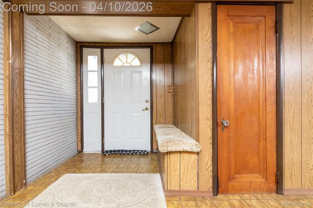 4493 Culver Street, Dearborn Heights, MI 48125