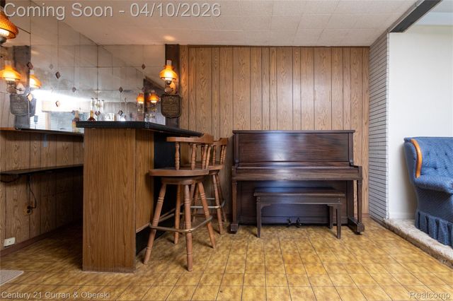 4493 Culver Street, Dearborn Heights, MI 48125