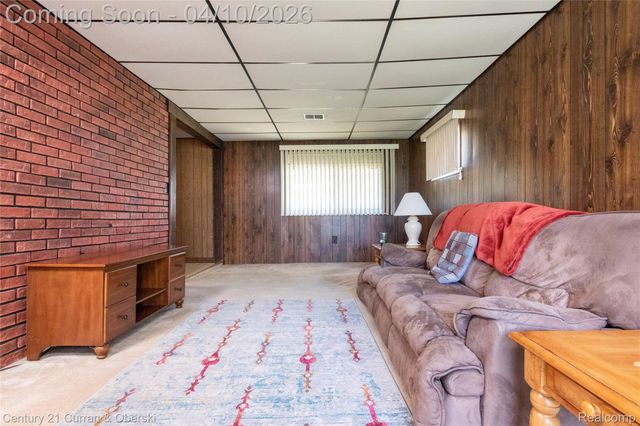 4493 Culver Street, Dearborn Heights, MI 48125