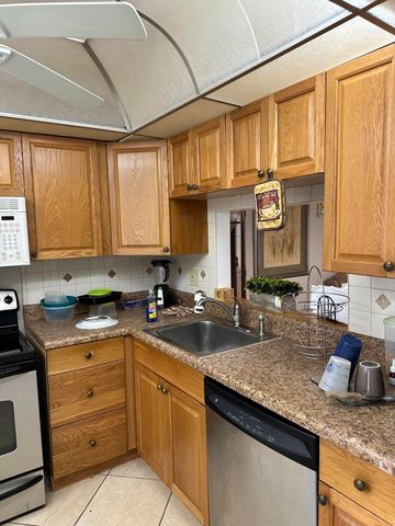 2900 NW 47TH Terrace 105B, Lauderdale Lakes, FL 33313