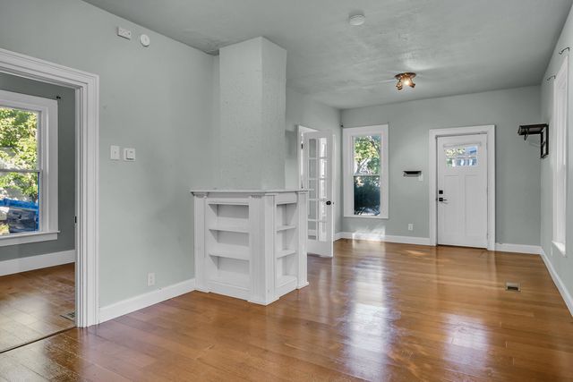 713 Webb Street, Jackson, MI 49202