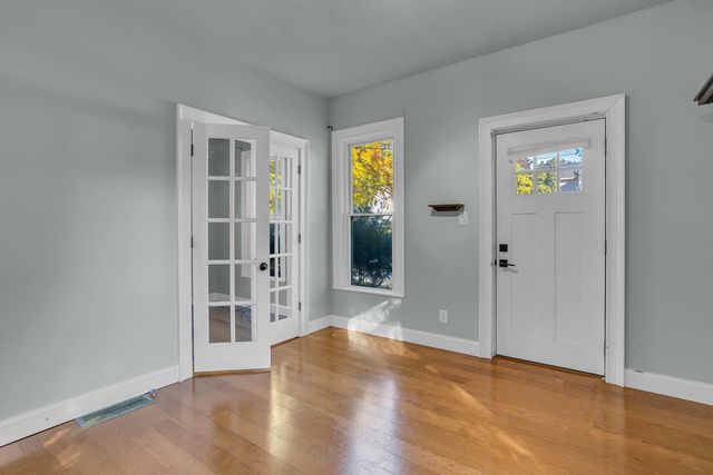 713 Webb Street, Jackson, MI 49202