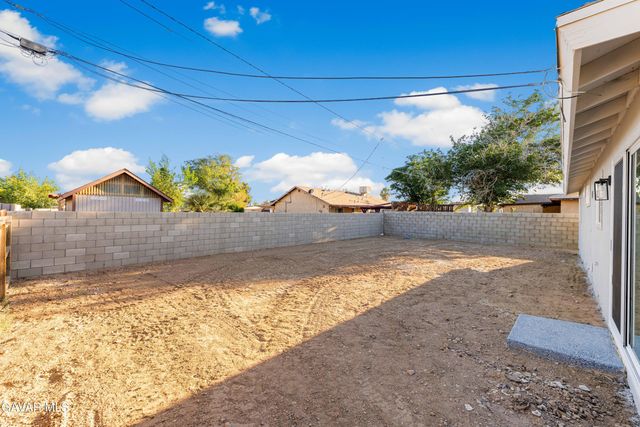 1534 Richfield Avenue, Rosamond, CA 93560