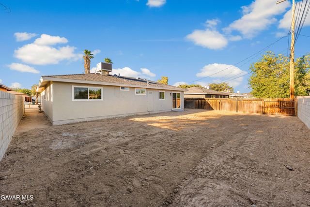 1534 Richfield Avenue, Rosamond, CA 93560